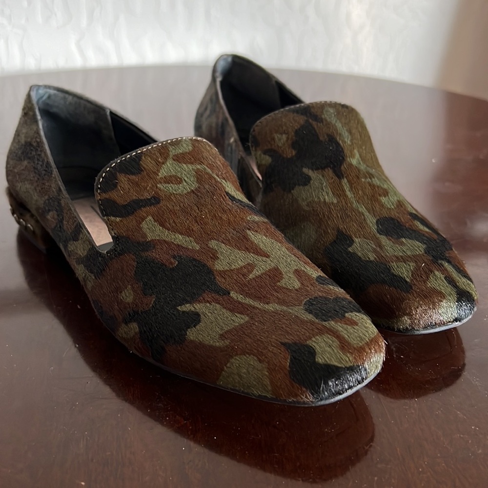 DOLCE VITA New Camo Studded Loafer Size 6.5 - Picture 4 of 16